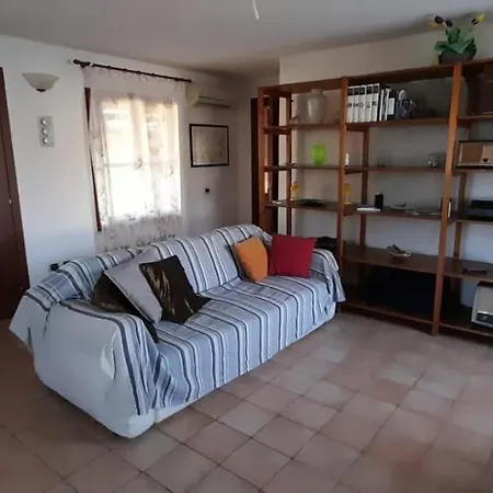 Casa Vacanze La Rosa E L'ulivo