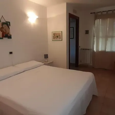 Casa Vacanze La Rosa E L'ulivo Holiday home